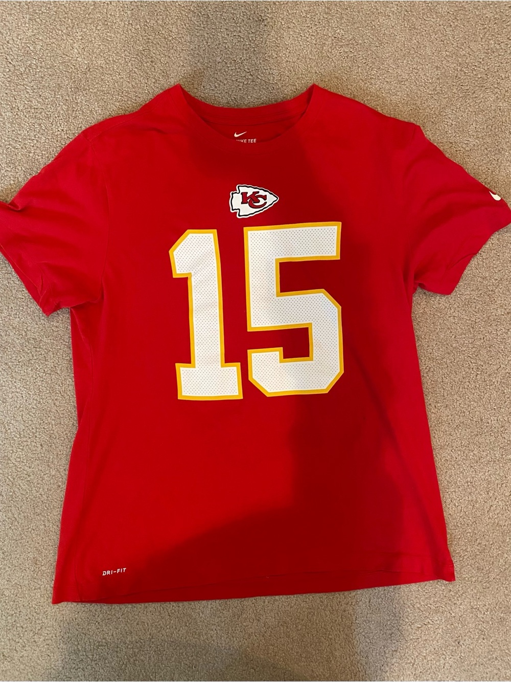 Nike Kansas City Chiefs Patrick Mahomes #15 NFL Dri-FIT T-Shirt Red XXL